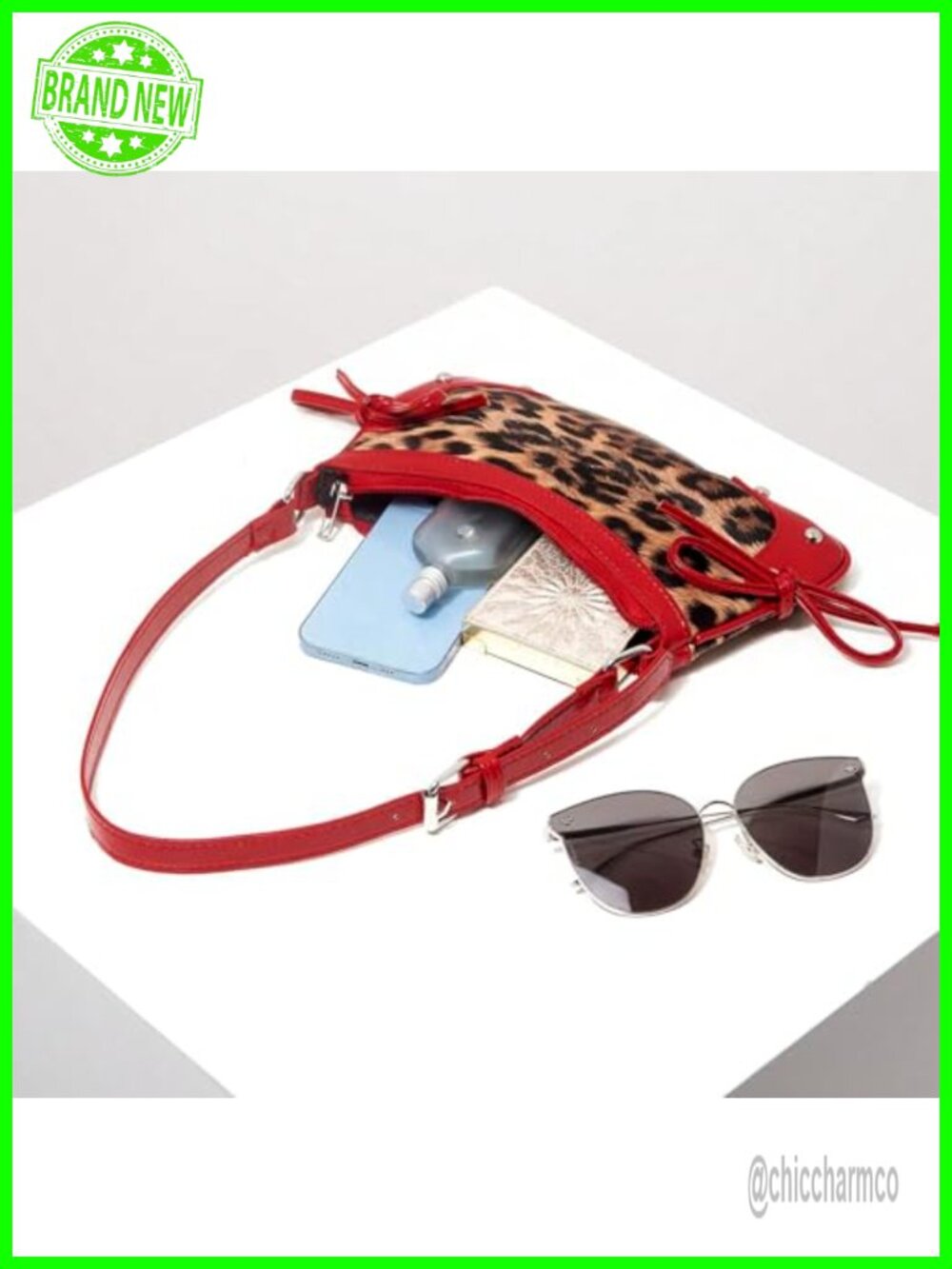 Leopard Print Vegan Leather Evening Clutch with Chain Strap Crossbody - Picture 4 of 5